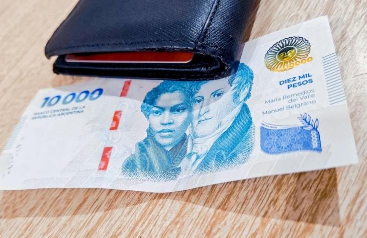 Comienza el pago del aguinaldo para los empleados estatales 