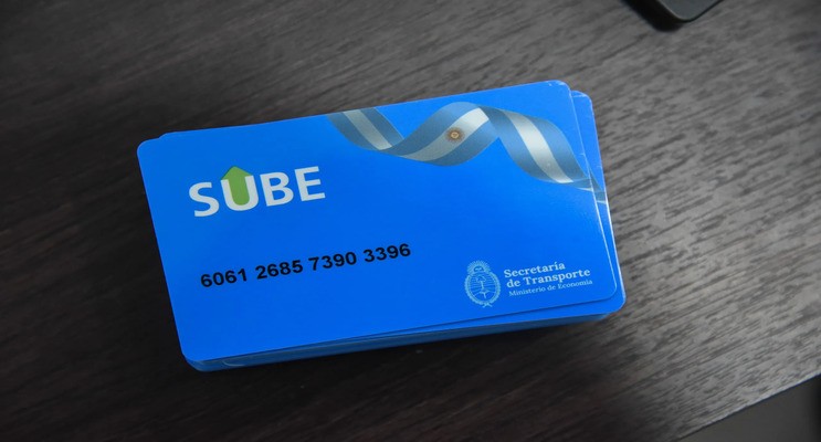 Comienza la distribución gratuita de la SUBE a alumnos del interior que estudian en la capital