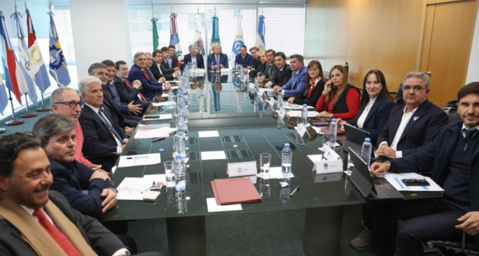 Gobernadores exigen $1 billón por coparticipación al Ejecutivo nacional