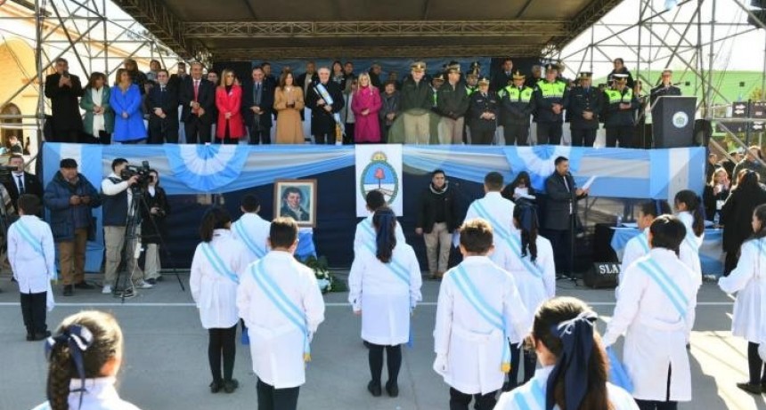 Jaldo tomó la promesa de lealtad a la Bandera en Trancas