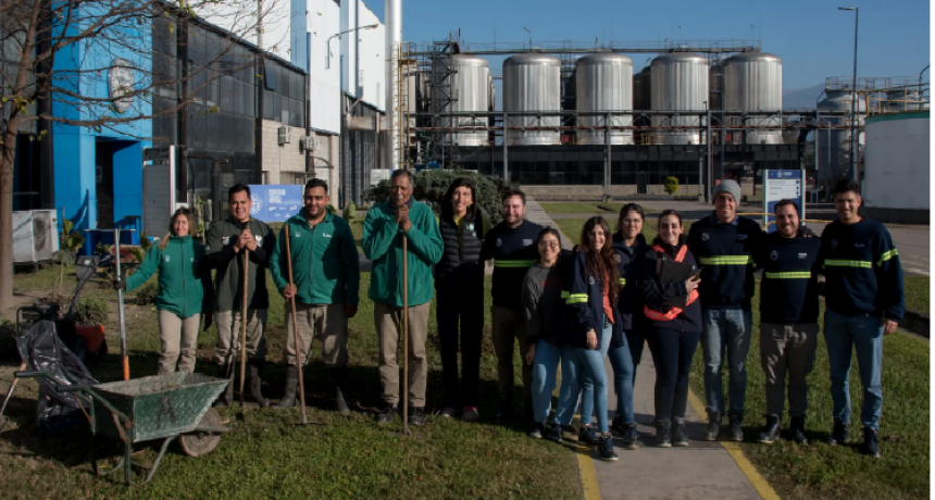 La cervecería Quilmes crea su propia huerta en la planta de Acheral