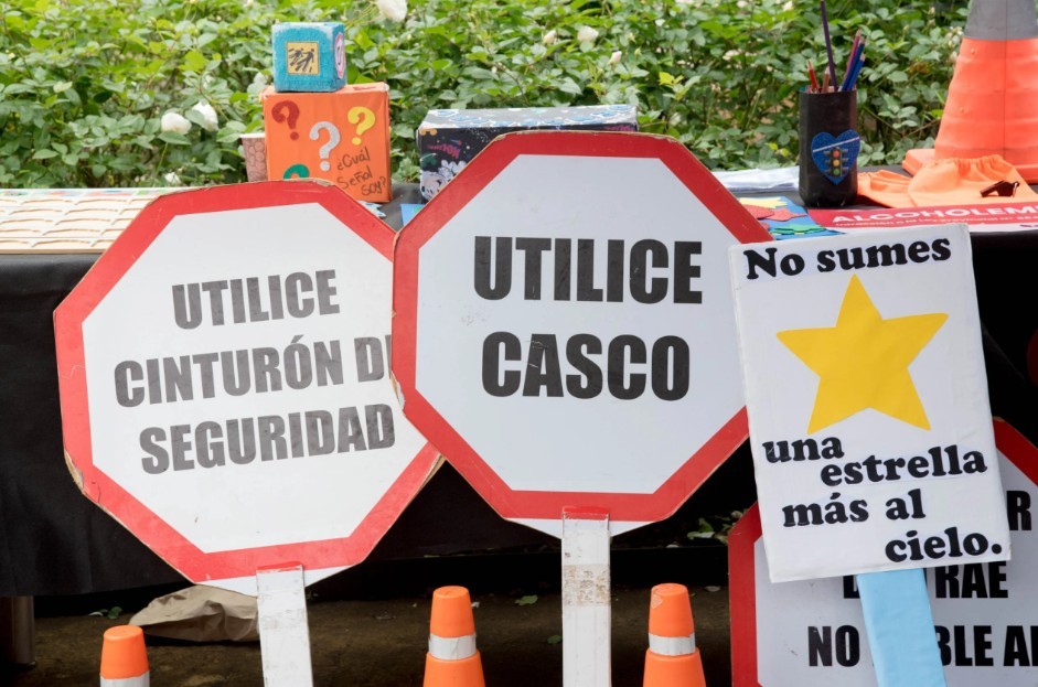 Concientizan a vecinos sobre la importancia de cumplir con las normas de tr&aacute;nsito para prevenir siniestros