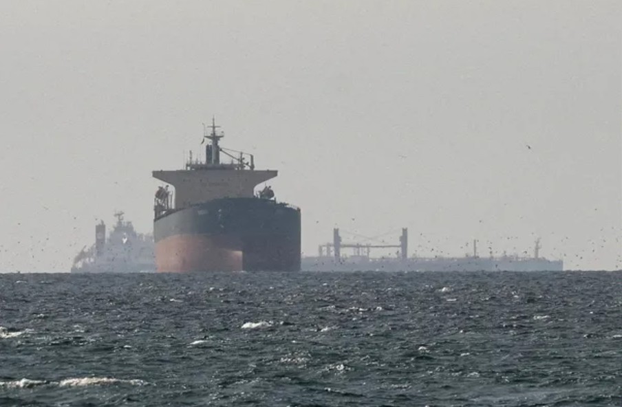 Se desploma el precio del petr&oacute;leo tras el acuerdo entre Estados Unidos e Ir&aacute;n