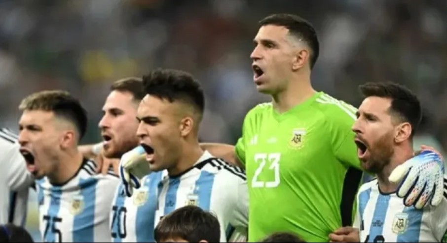 El 11 de Scaloni para enfrentar a Argelia 