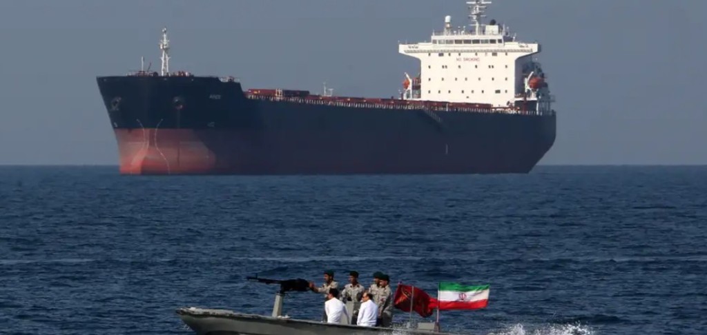Ir&aacute;n reanuda exportaciones de crudo tras dos meses de bloqueo