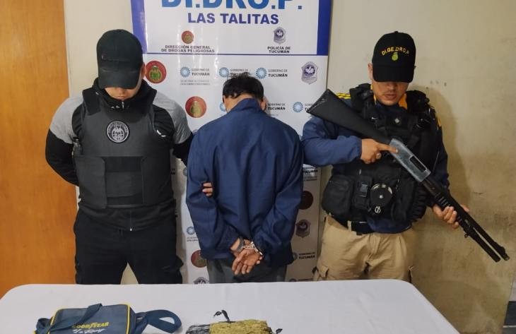 Un hombre con m&aacute;s de un kilo de marihuana cuando fue atrapado en la v&iacute;a p&uacute;blica