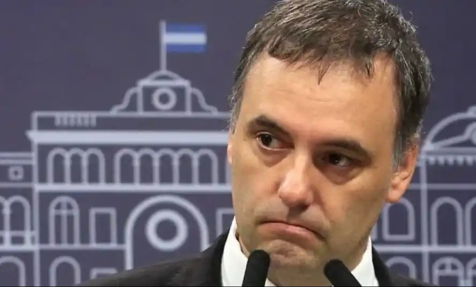 Se oficializ&oacute; la sesi&oacute;n convocada por la oposici&oacute;n para este martes por el caso Adorni