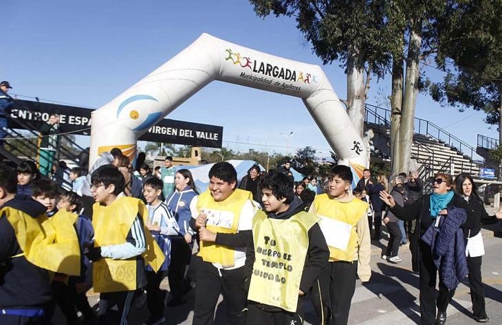 En Aguilares promueven la prevenci&oacute;n de adicciones con una marat&oacute;n