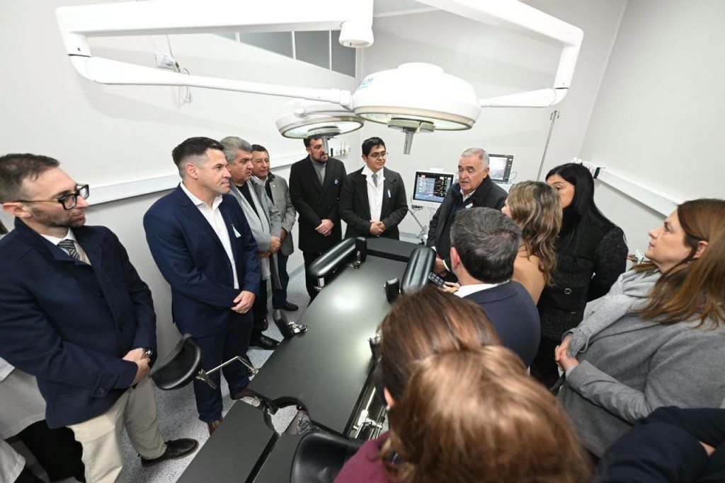 Jaldo inaugur&oacute; obras de infraestructura en el Hospital de Monteros