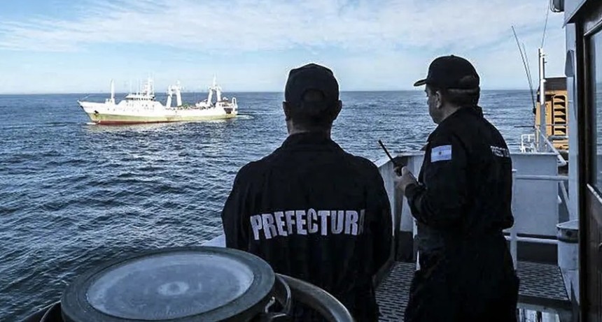 Detectan 600 barcos extranjeros en el Mar Argentino que pescan cuatro veces m&aacute;s que la flota nacional