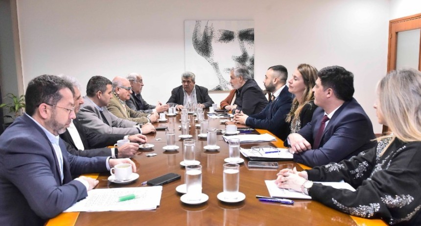 La Comisi&oacute;n de Turismo avanza en una ley para regular los alquileres temporarios