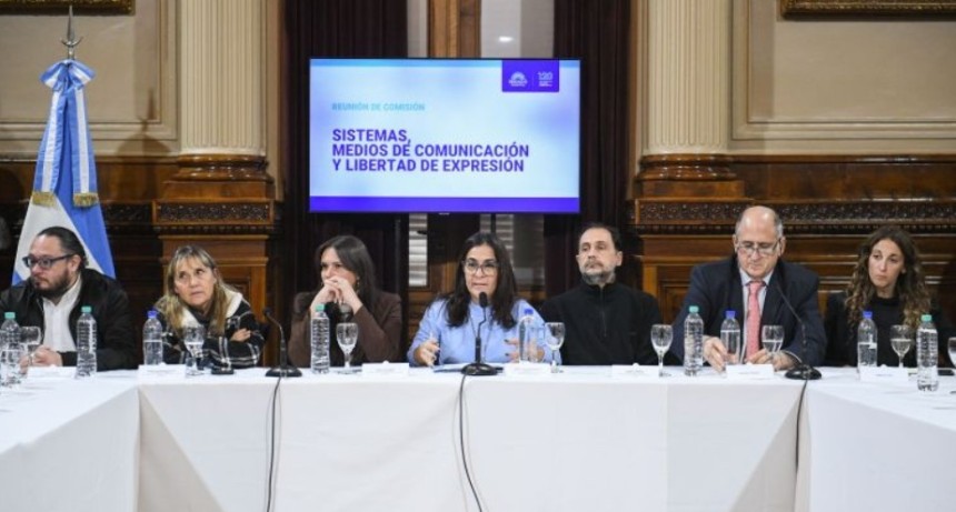 En la Comisi&oacute;n de Libertad de Expresi&oacute;n presentaron la nueva propuesta de Estatuto del Periodista Profesional