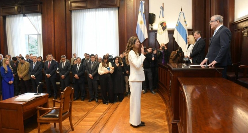 Jaldo destac&oacute; el fortalecimiento de la Justicia provincial durante la jura de 14 nuevos magistrados