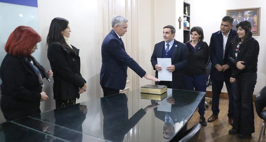 Miguel Ferre Contreras asumi&oacute; como nuevo secretario ejecutivo m&eacute;dico del SIPROSA