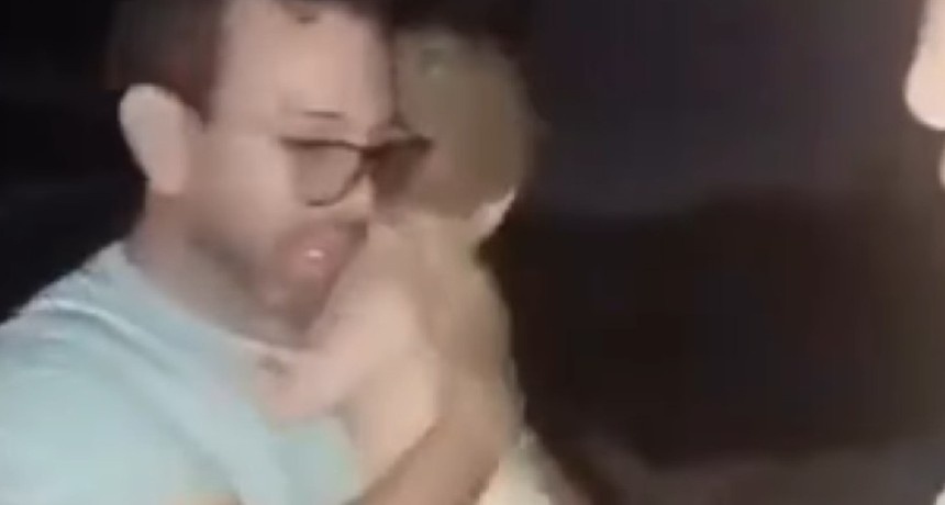 Rescatan a una beba que qued&oacute; atrapada entre los escombros en Venezuela