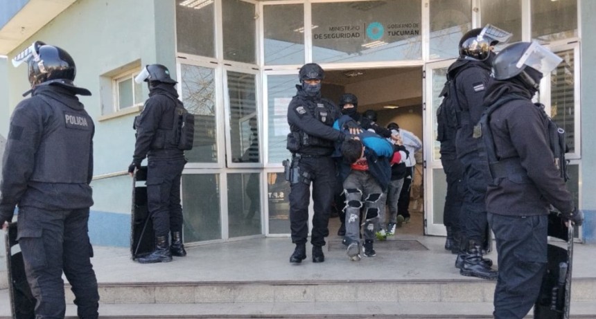 Realizan nuevos traslados de j&oacute;venes-adultos para descomprimir las comisar&iacute;as