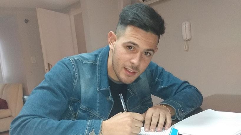  El ex Col&oacute;n Leonardo Heredia firm&oacute; su contrato con Atl&eacute;tico, que ya suma ocho refuerzos