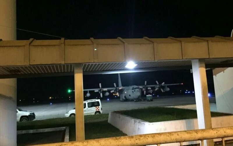 El H&eacute;rcules lleg&oacute; a Mendoza con las v&iacute;ctimas y familiares del accidente en Tucum&aacute;n