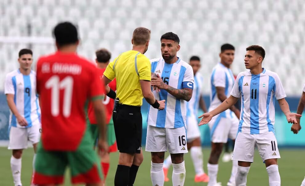 Juegos Olímpicos: El VAR anuló un gol de Argentina en el debut frente a Marruecos