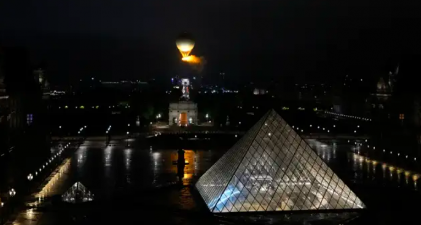 Juegos Olímpicos 2024: París marcó un hito histórico en la apertura de los juegos en medio de la lluvia 