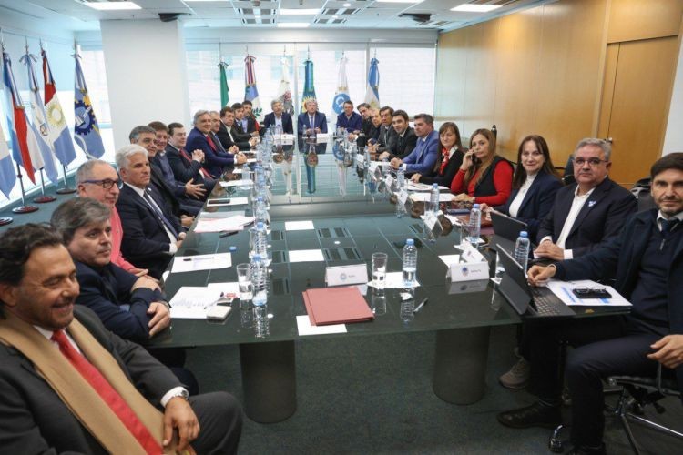 Los gobernadores marcan el límite: se recalienta la pulseada con la Nación