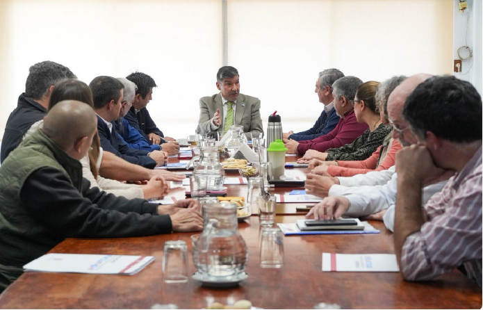 LA LEGISLATURA VISITÓ EL INTA FAMAILLÁ Y REAFIRMÓ SU COMPROMISO CON EL DESARROLLO AGROPRODUCTIVO DE TUCUMÁN