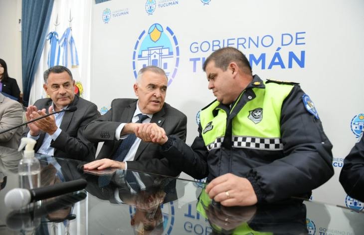 El Gobernador encabezó un nuevo acuerdo salarial con la Policía de Tucumán