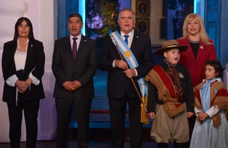 A las 00, Tucumán recibió el 209° aniversario de la Declaración de la Independencia