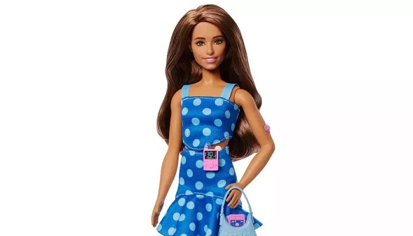 Lanza Barbie nueva muñeca inclusiva que padece diabetes tipo 1