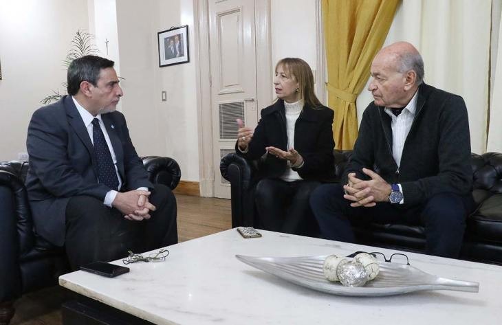 Salud y la FET, trabajan juntos en un proyecto de células madre para tratar enfermedades