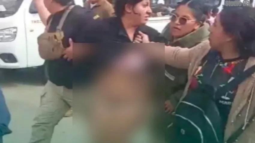 Bolivia: una argentina fue brutalmente golpeada y acusada de robar 5 Millones 