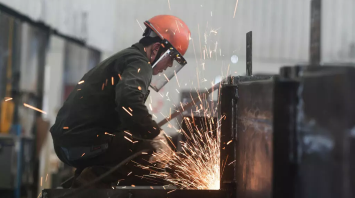 China resiste la guerra arancelaria de EE. UU. con un crecimiento del 5,2%