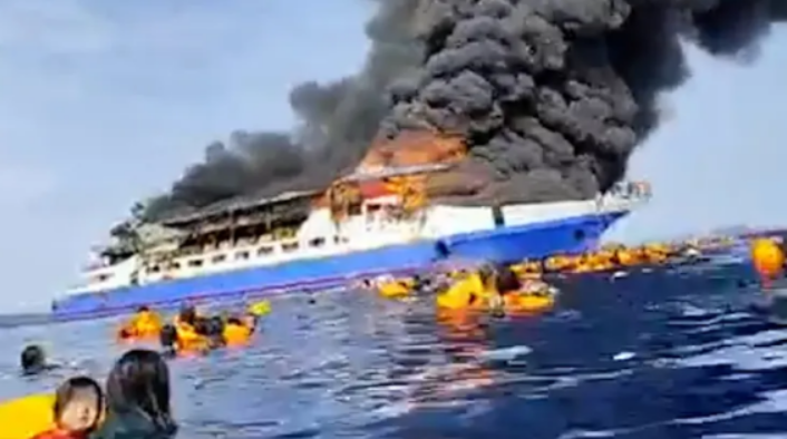Al menos 5 muertos tras un incendio en un barco en Indonesia