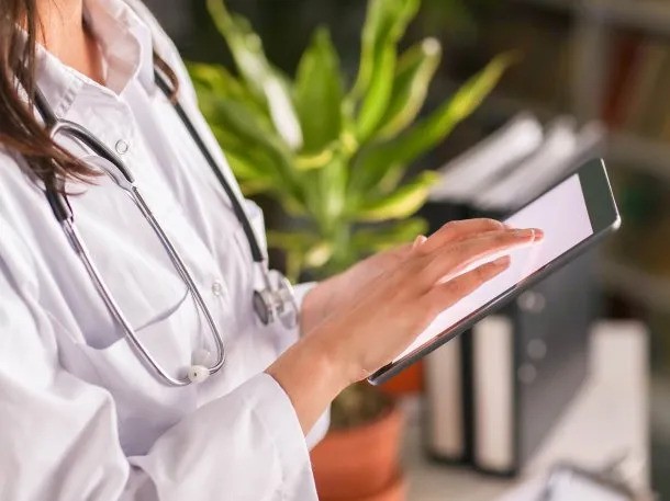 Salud autorizó la obligatoriedad del uso de la receta médica digital para todas las indicaciones