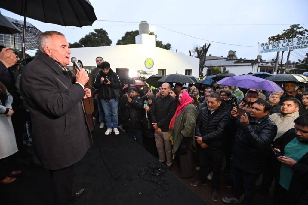 Jaldo inauguró obras de urbanización y seguridad en Banda del Río Salí