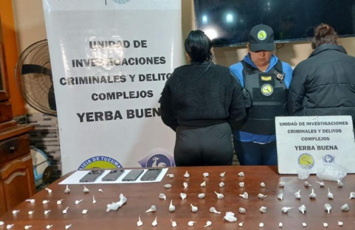 Barrio Juan XXIII: Decomisan estupefacientes y detienen a dos sospechosas