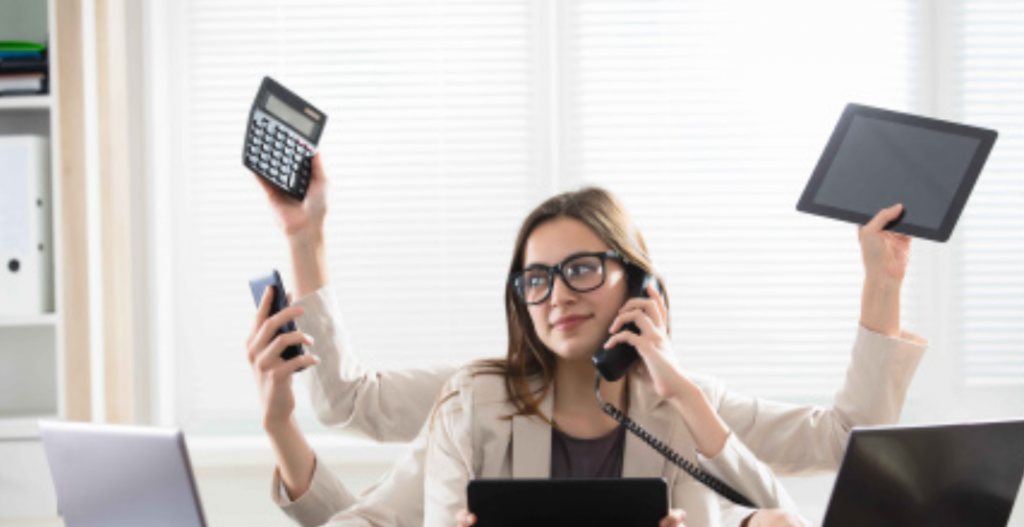 En 10 años el pluriempleo alcanza su nivel más alto y la informalidad no para de crecer