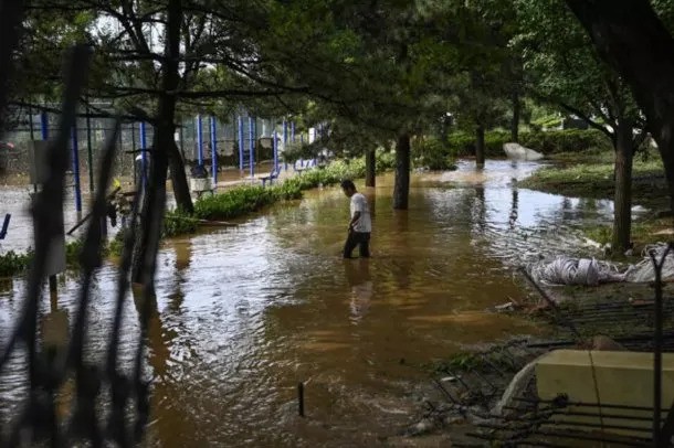 Lluvias torrenciales en Beijing dejan 30 muertos y obligan a evacuar a 80.000 personas