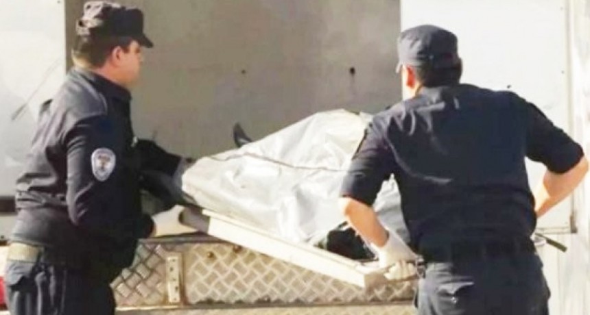 No veía a su inquilina desde hace días y la encontró muerta 