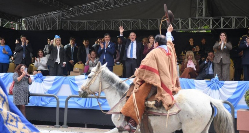 Tucumán celebró la Independencia con un imponente desfile cívico-militar