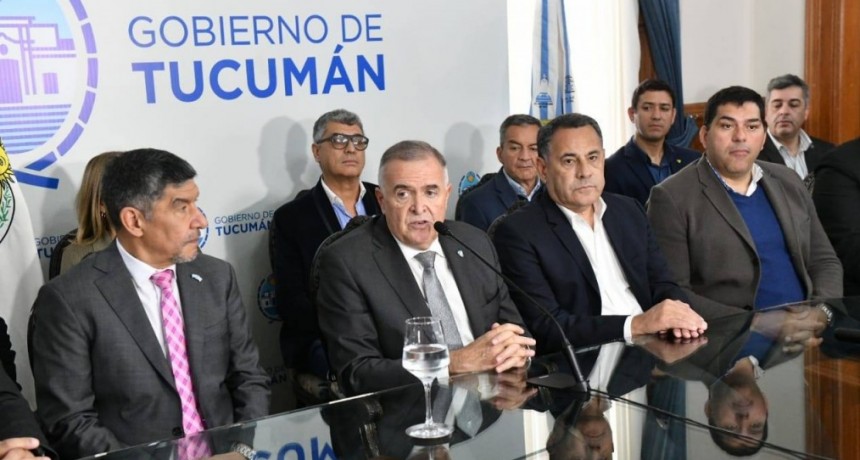 El Gobernador sobre los dichos de Francos: "No me pongo el sayo, Tucumán hizo muy bien los deberes"