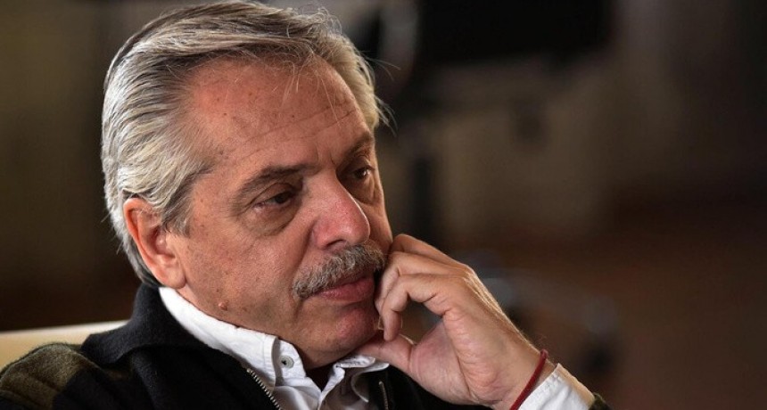 Alberto Fernández procesado por supuestas irregularidades en la causa Seguros