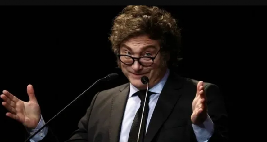 Fiscal asegura que la cuenta de X de Milei lo representa como Presidente