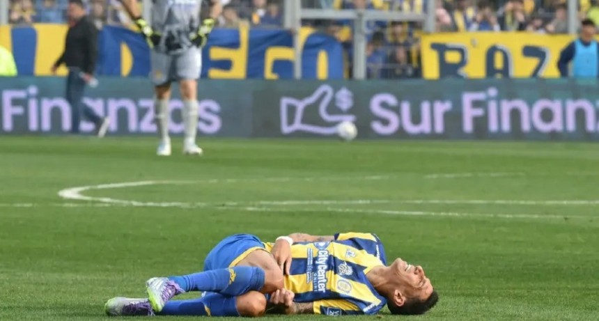 En la vuelta de Ángel Di María al fútbol argentino terminó lesionado 