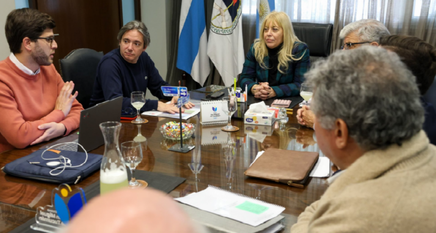 Rosanna Chahla gestiona financiamiento internacional para el plan de obras hidráulicas de la capital