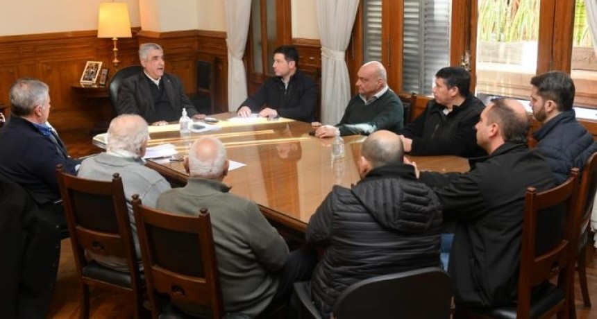La Provincia y el IPAAT reúnen a cañeros para analizar el contexto actual de la zafra