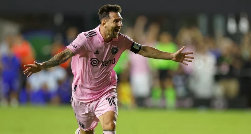 Messi le pidió disculpas a Cóccaro por gritarle el gol en la cara 