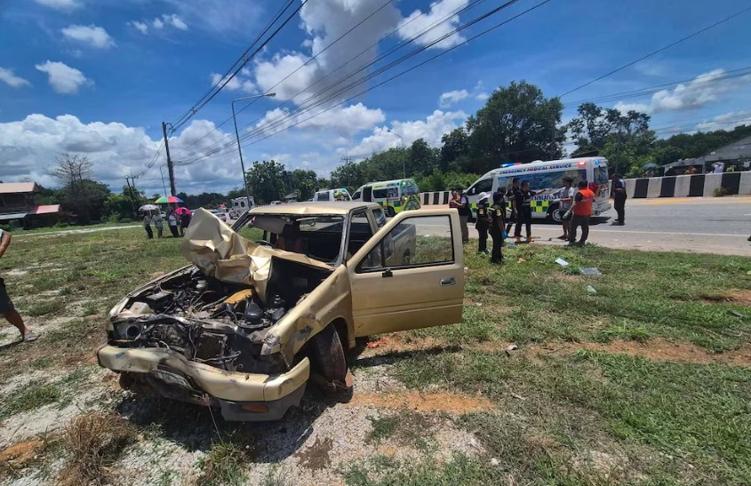Tiene 11 a&ntilde;os y mat&oacute; al menos a nueve monjes cuando conduc&iacute;a una camioneta en Tailandia 