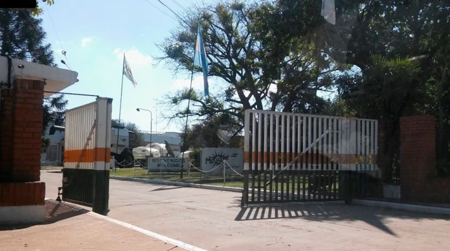Le permitieron ver el partido de la Selecci&oacute;n y despu&eacute;s llegaron telegramas de despido