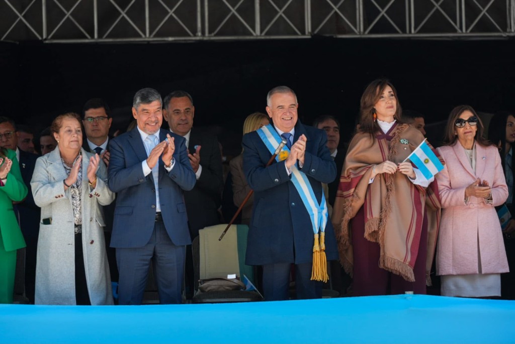 Acevedo: "Estamos volviendo a vivir los 9 de Julio como una verdadera fiesta patria"